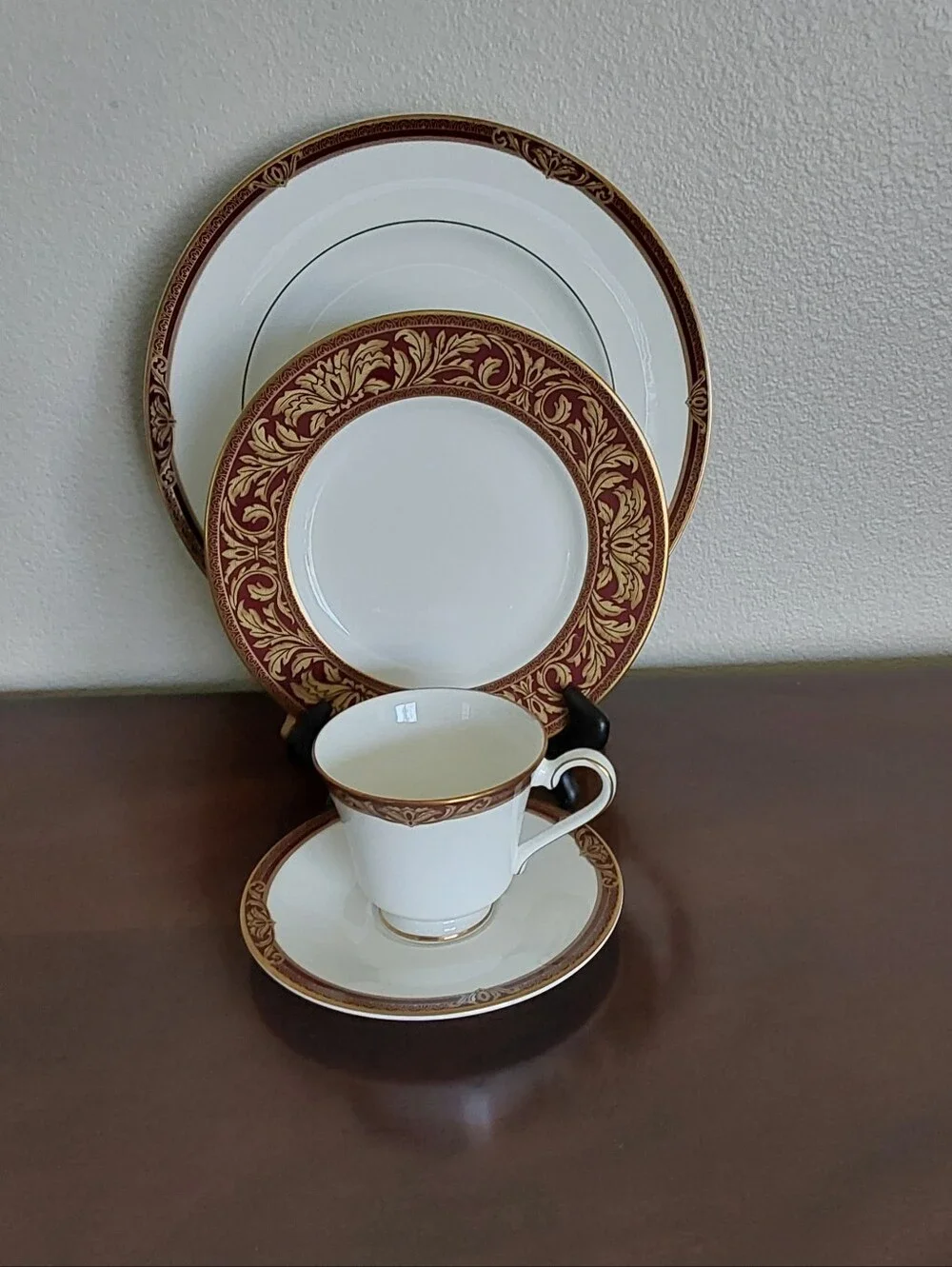 Royal Doulton Tennyson White Dinnerware with Brown and Gold Trim